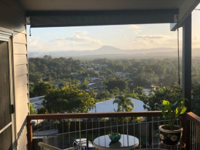 Self Contained Apartment, Queen bed, Own deck & great views